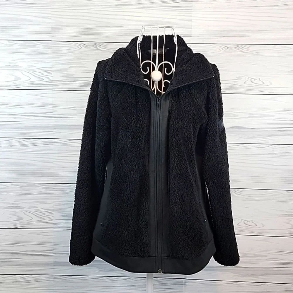The North Face faux fur fleece jacket Size M